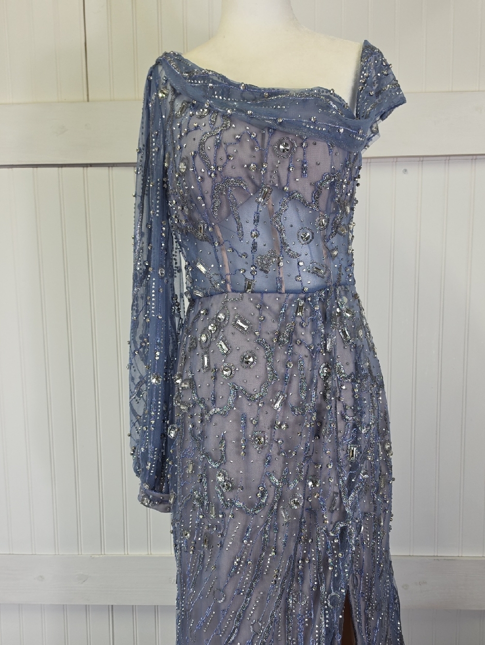 Alexander By Daymor NEW Blue Beaded Embellished Maxi Gown Dress Sz 6 #1369 - Picture 2 of 16